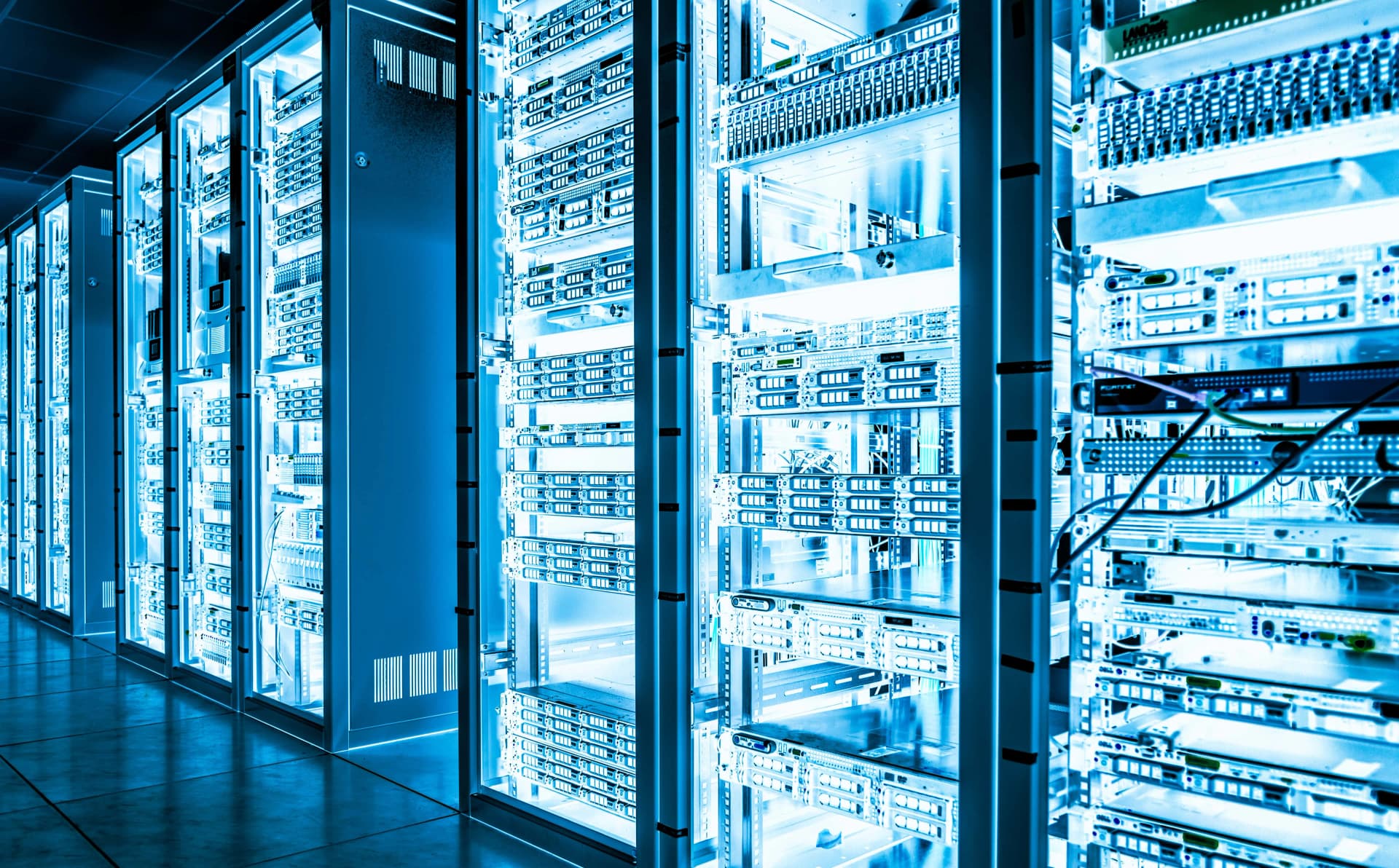Configuration et installation de serveurs pour entreprises