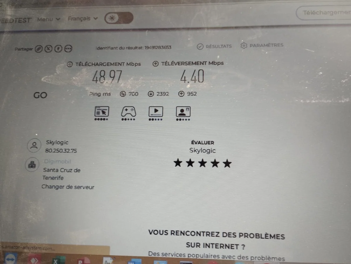 Test de débit sur la connexion VSAT Hughes via le teleport Skylogic : 48,97 Mbps en téléchargement, 4,40 Mbps en téléversement